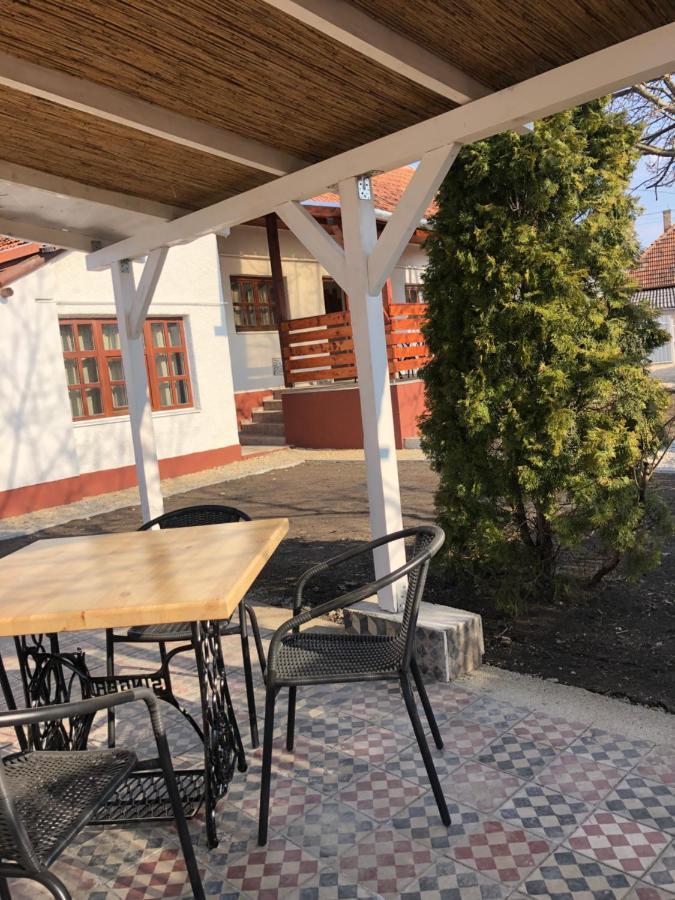 Ferienwohnung Mormota Vendeghaz Mezőkövesd Exterior foto